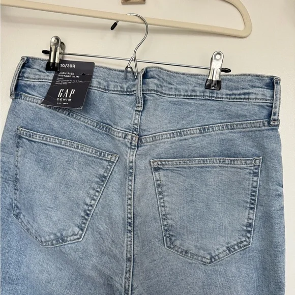 GAP Light Blue Stretchy Straight Leg Jeans NWT Size 10/30 - Picture 6 of 7